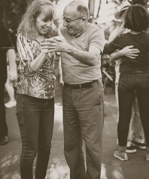 john-moeses-bauan-8YVaEljM-9I-unsplash