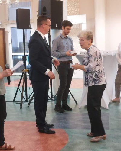 received_384707773673686