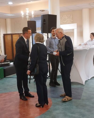 received_751882802506351